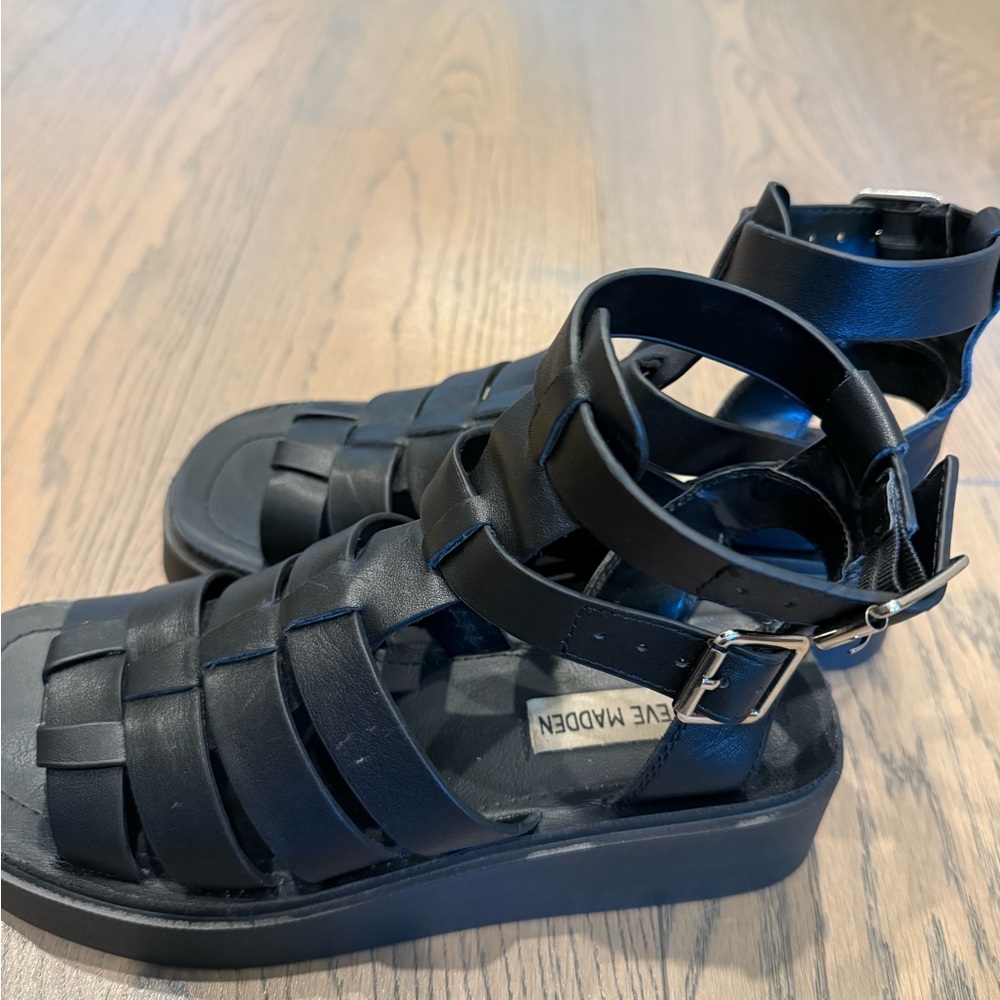Steve Madden Black Platform Sandals